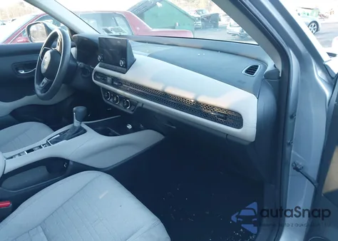 2023 Honda Hr-V Awd Lx z USA, uszkodzony, nr VIN 3CZRZ2H38PM727699